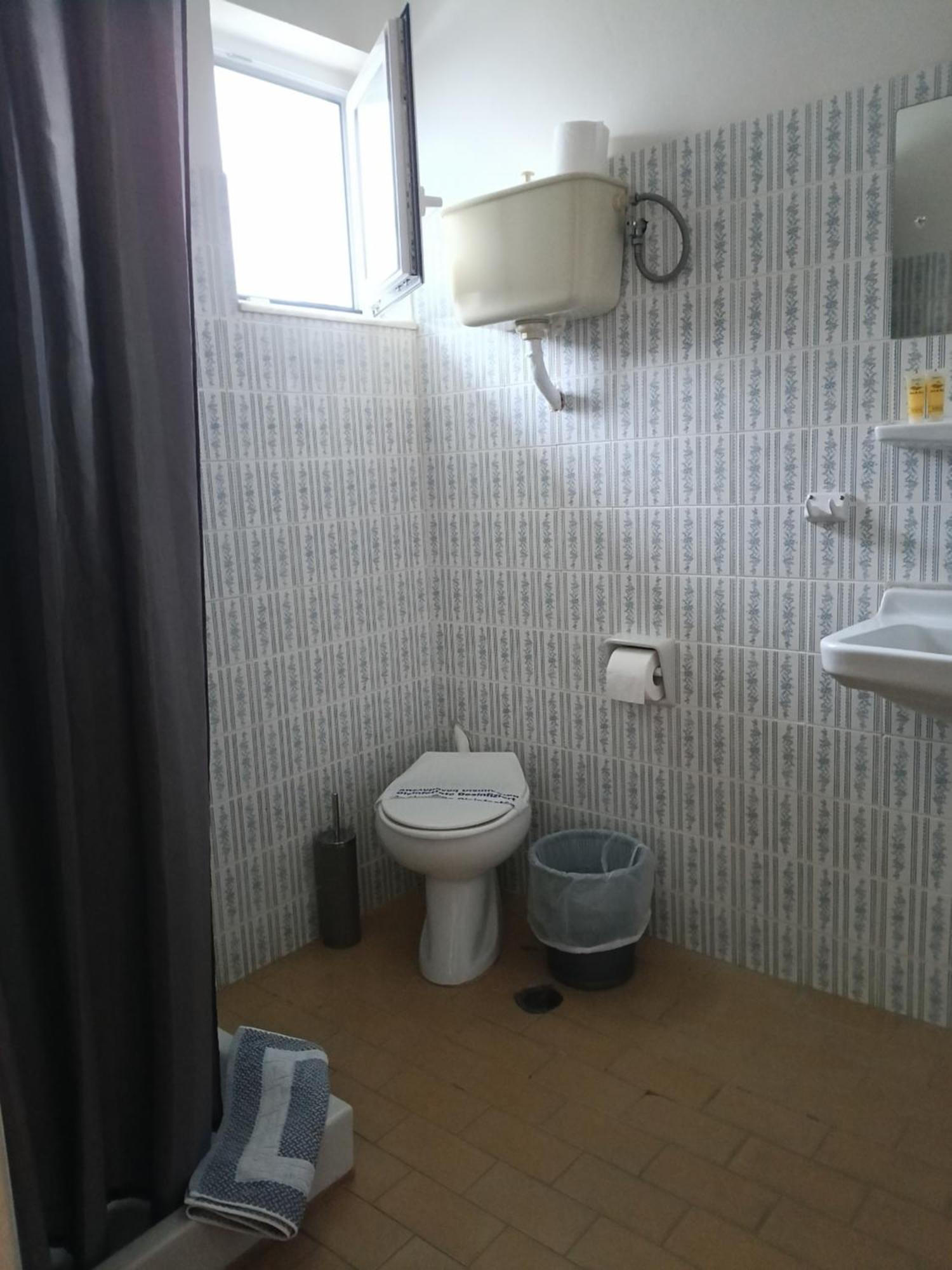 Ermis Hotel ลูตราอิปาตริส ภายนอก รูปภาพ